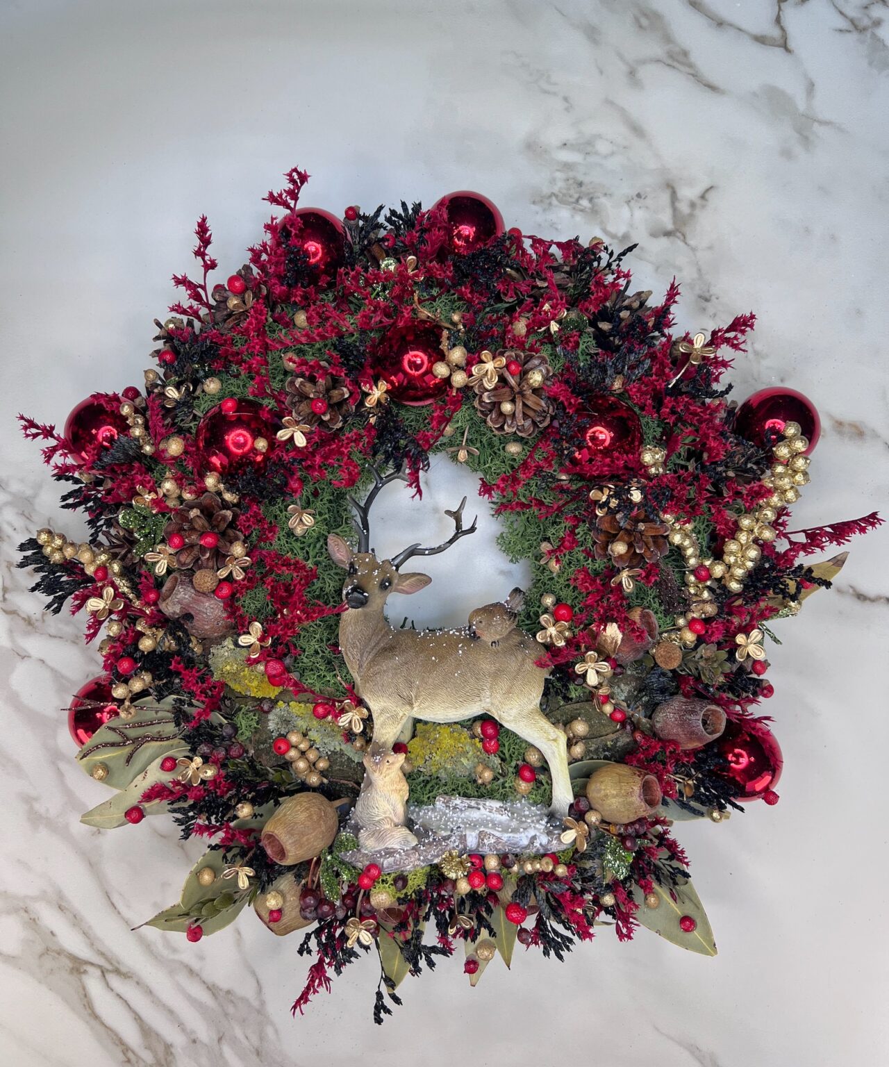 Winterlicher Trockenblumenkranz