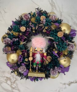 Winterlicher Trockenblumenkranz